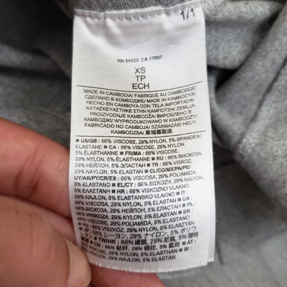 Banana Republic Sleeveless Layered Hem Tank Top XS - Picture 10 of 12
